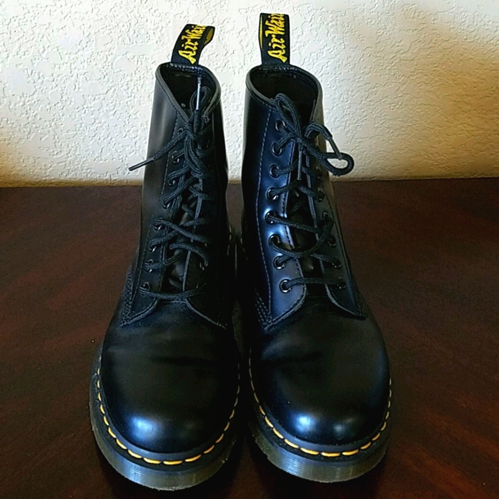 Dr. Martens 1460 Black Air Wair
